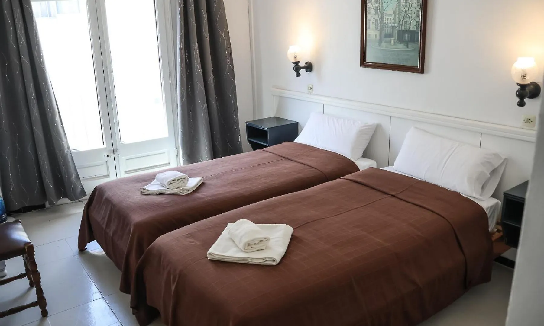 Nou Roser L' Escala 0*,  Spagna