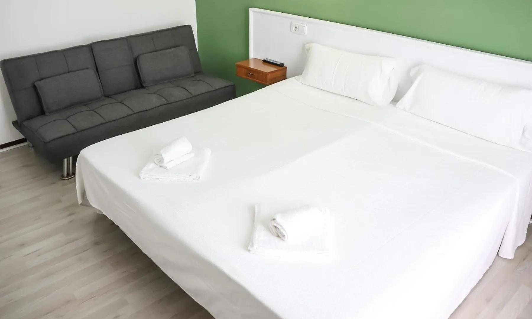 Hotel Nou Roser L' Escala